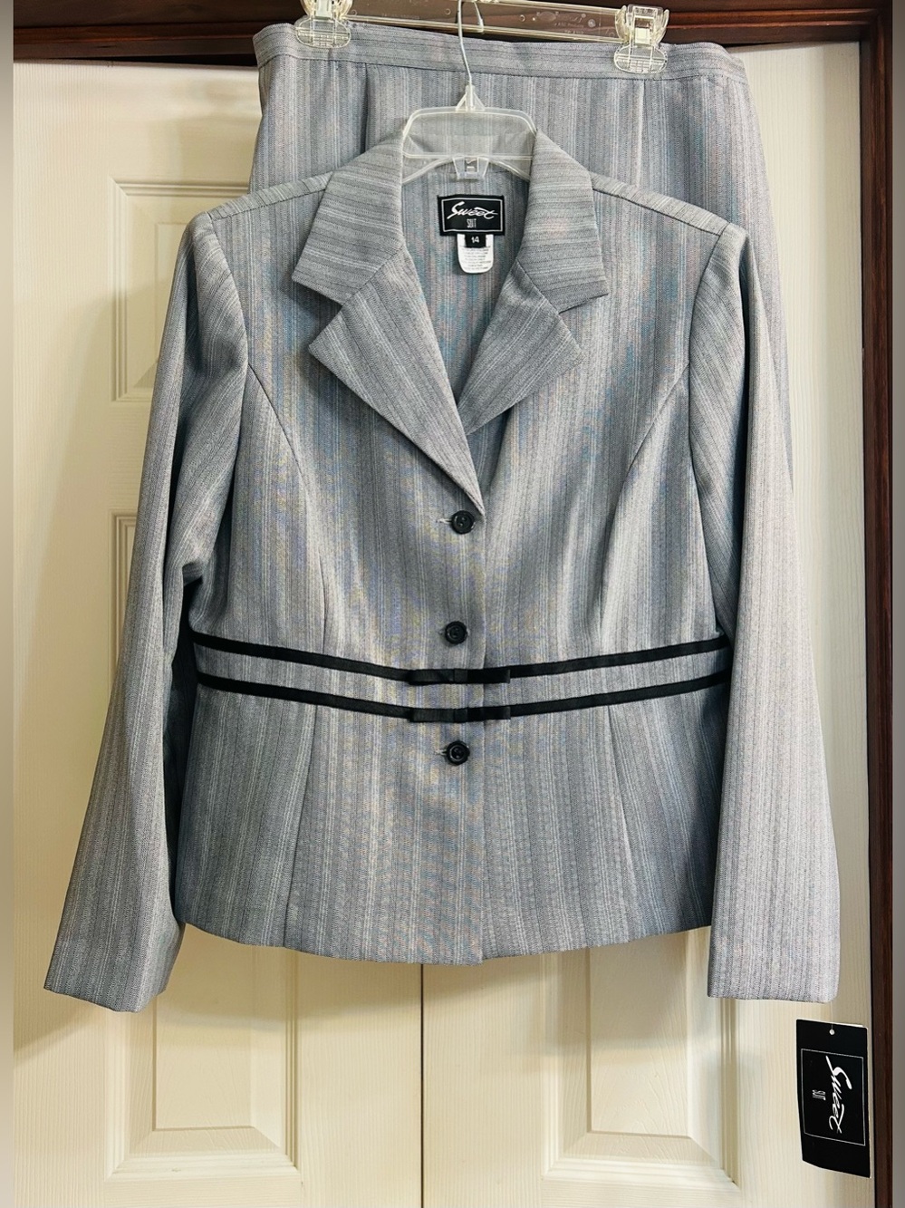 Vintage Sweet Suit Silver Pinstripe 2pc Suit w/Black Waist Accents   NWT